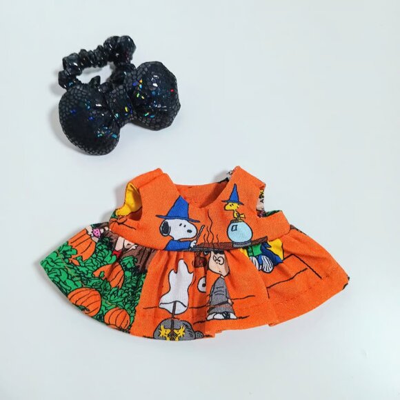 Custom Halloween Peanuts Snoopy and Dress and Metallic Bow to fit Labubu - Picture 6 of 6